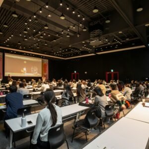 Location Salle de Conférence – Très Grande Salle (60–100 personnes)